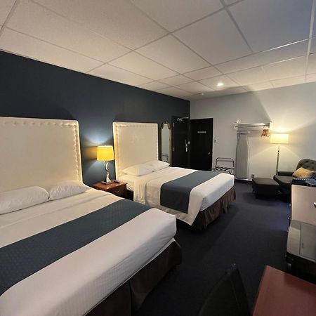 Le Voyageur Inn Mattawa Eksteriør billede