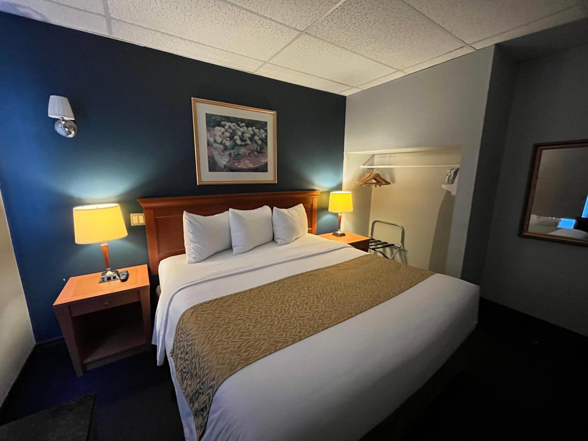 Le Voyageur Inn Mattawa Eksteriør billede