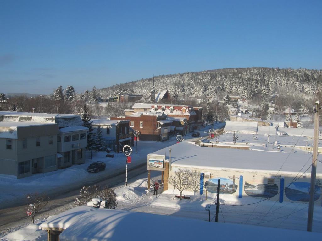 Le Voyageur Inn Mattawa Eksteriør billede