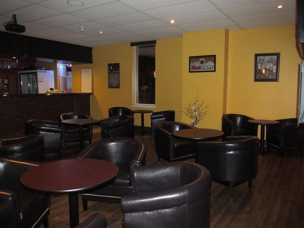 Le Voyageur Inn Mattawa Eksteriør billede