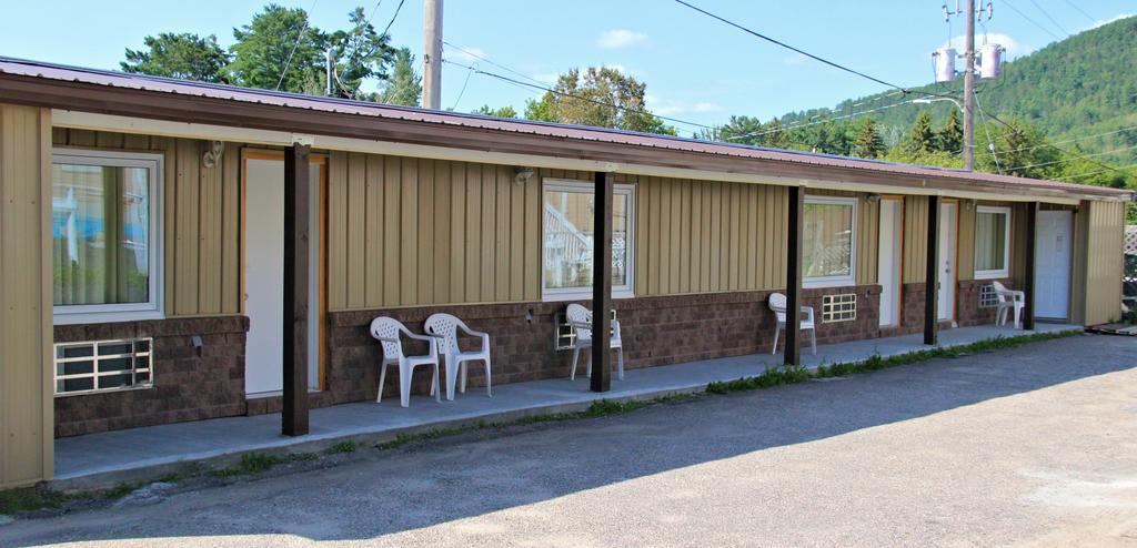 Le Voyageur Inn Mattawa Eksteriør billede